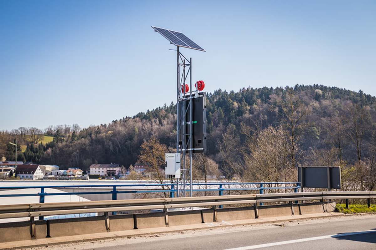 LED-Stauwarnanlage