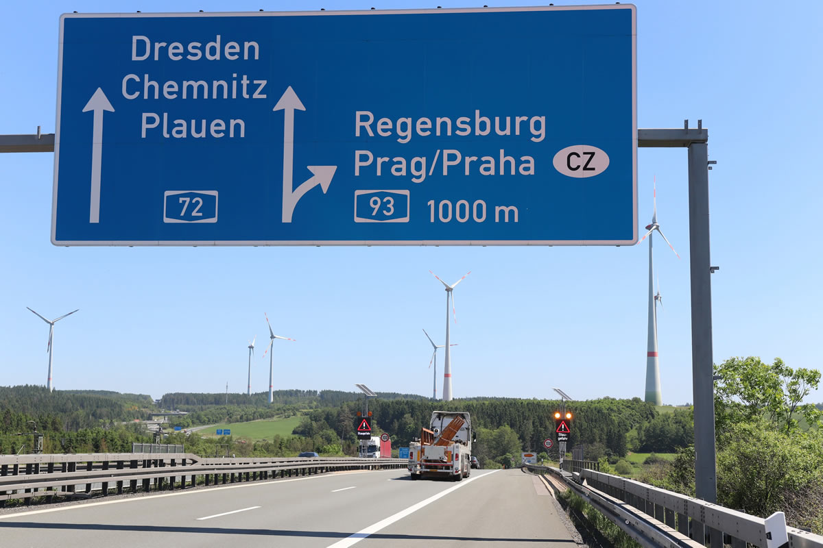 LED-Stauwarnanlage