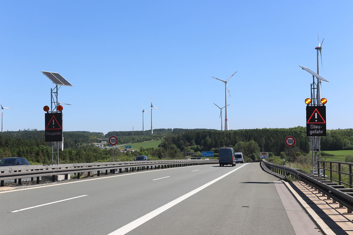 LED-Stauwarnanlage